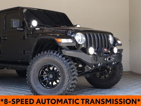 Used 2021 Jeep Gladiator Rubicon AWD/4WD image 3