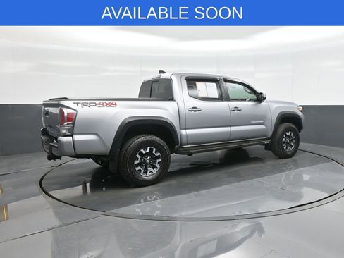 Used 2021 Toyota Tacoma TRD Off-Road w/ TRD Premium Off Road Package image 7