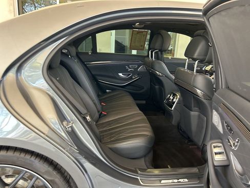 Used 2019 Mercedes-Benz S 63 AMG S 4MATIC Sedan image 32