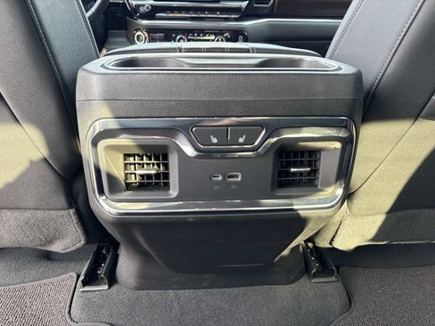 Used 2024 Chevrolet Silverado 1500 High Country w/ Technology Package image 32