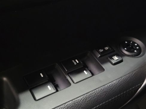 Used 2015 Kia Sorento LX image 27