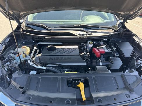 Used 2024 Nissan Rogue SV image 30
