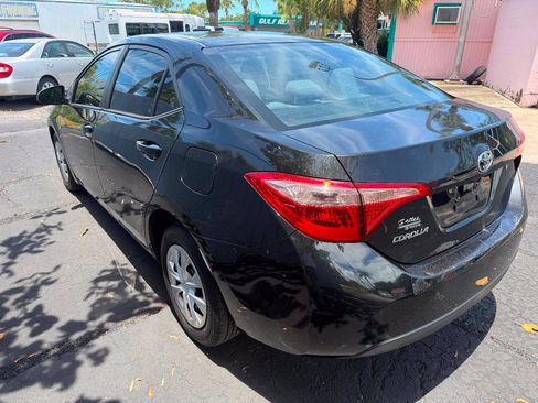 Used 2019 Toyota Corolla L FWD image 14