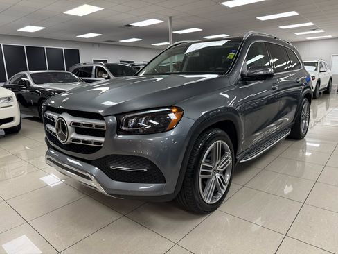 Used 2020 Mercedes-Benz GLS 450 4MATIC image 8
