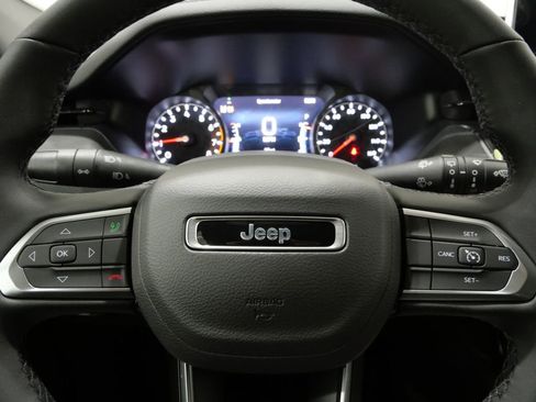New 2026 Jeep Compass Latitude image 16