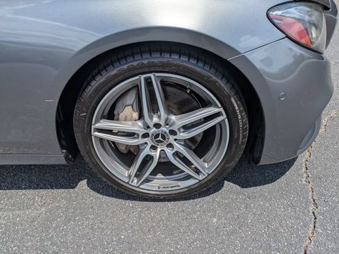 Used 2019 Mercedes-Benz E 300 image 11