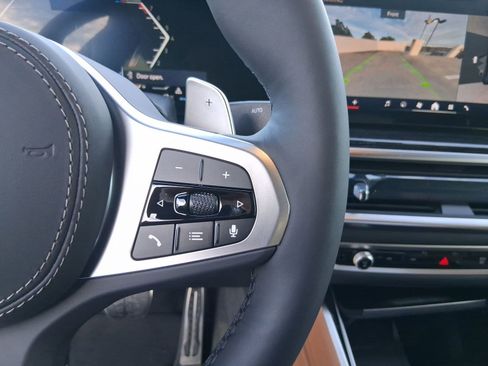 New 2026 BMW X6 xDrive40i w/ Executive Package image 22