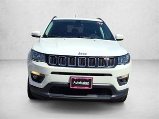 Used 2017 Jeep Compass Latitude AWD/4WD video 3