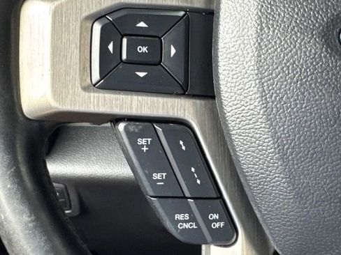 Used 2021 Ford F250 4x4 Crew Cab Super Duty image 29