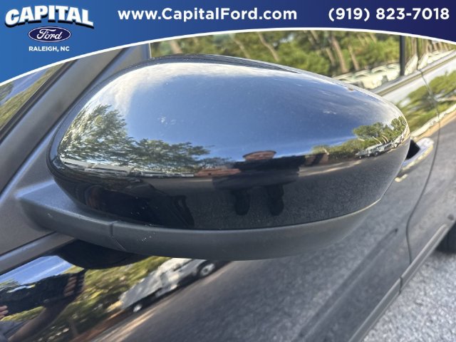 Certified 2025 Ford Escape ST-Line Select AWD/4WD image 12
