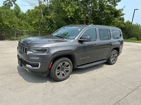 Used 2024 Jeep Wagoneer Series II AWD/4WD image 14