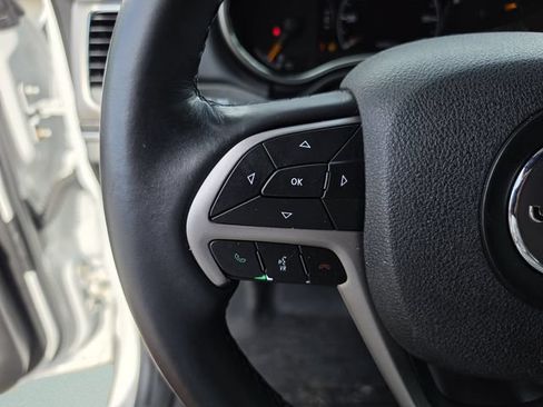 Used 2018 Jeep Grand Cherokee Limited AWD/4WD image 35