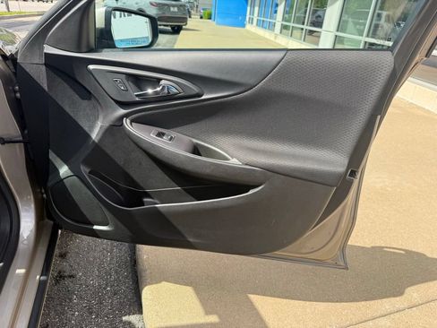 Used 2023 Chevrolet Malibu LT w/ Driver Confidence Package FWD image 43