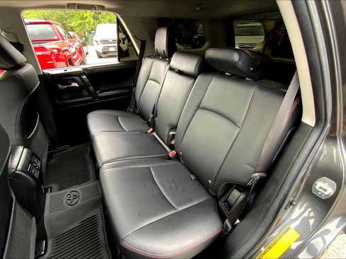 Used 2022 Toyota 4Runner TRD Off-Road Premium w/ Moonroof Package AWD/4WD image 20