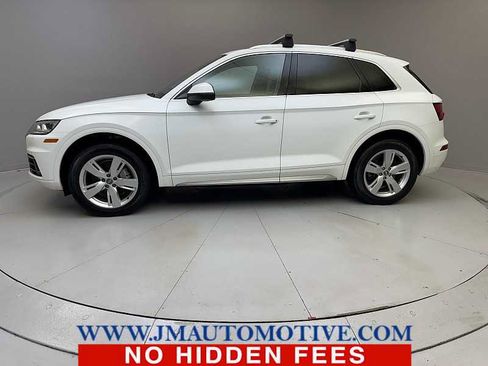 Used 2019 Audi Q5 2.0T Premium Plus w/ Premium Plus Package AWD/4WD image 2