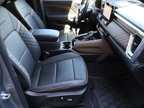 Used 2024 GMC Canyon Denali AWD/4WD image 29