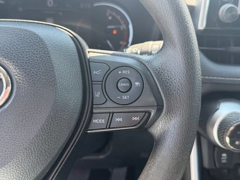 Used 2023 Toyota RAV4 XLE FWD image 19