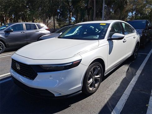 Used 2023 Honda Accord EX-L image 2