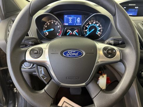 Used 2015 Ford Escape SE FWD image 24