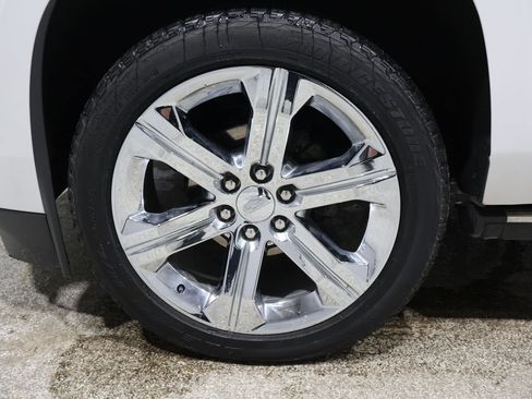 Used 2020 Cadillac Escalade Premium Luxury image 8