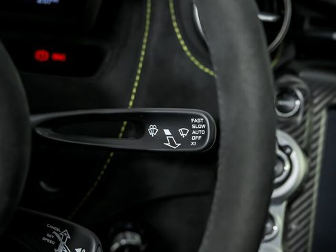 Used 2021 McLaren 765LT RWD image 32
