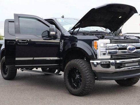 Used 2019 Ford F350 Lariat w/ Lariat Ultimate Package AWD/4WD image 41
