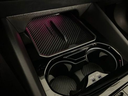 Certified 2024 BMW 530i xDrive w/ Premium Package image 22