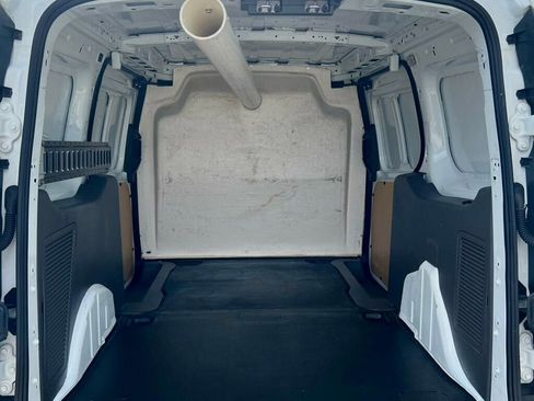 Used 2022 Ford Transit Connect XL FWD image 7