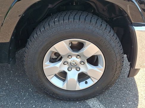 Certified 2025 RAM 1500 Big Horn AWD/4WD image 9