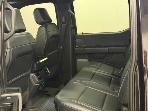 Used 2025 Ford F150 Lariat AWD/4WD image 33