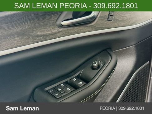 New 2026 Jeep Grand Cherokee Limited w/ Limited Altitude Package AWD/4WD image 18