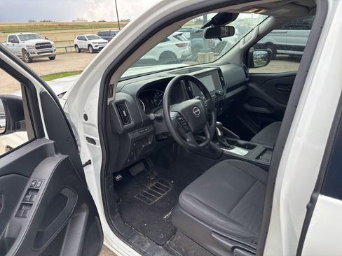Used 2025 Nissan Frontier S image 20