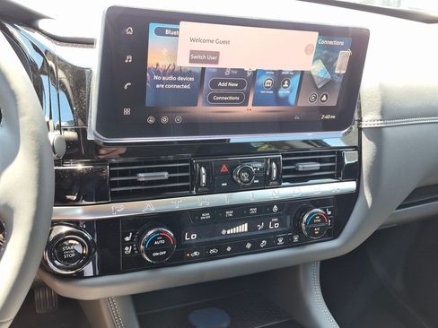 New 2026 Nissan Pathfinder Platinum w/ Accent Package AWD/4WD image 15