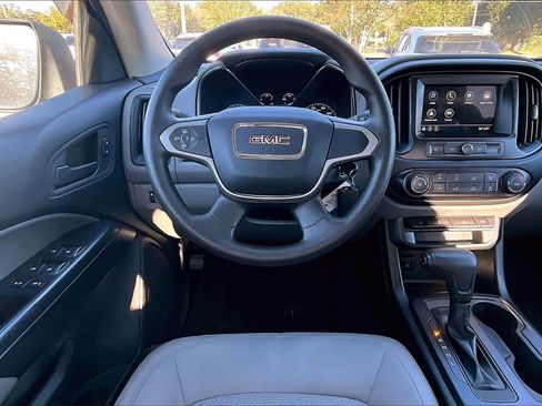 Used 2019 GMC Canyon 2WD Crew Cab w/ Convenience Package image 8