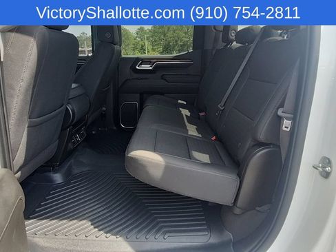 Used 2023 Chevrolet Silverado 1500 LT w/ Z71 Off-Road Package AWD/4WD image 23