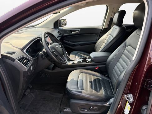 Used 2018 Ford Edge SEL w/ Equipment Group 201A AWD/4WD image 9