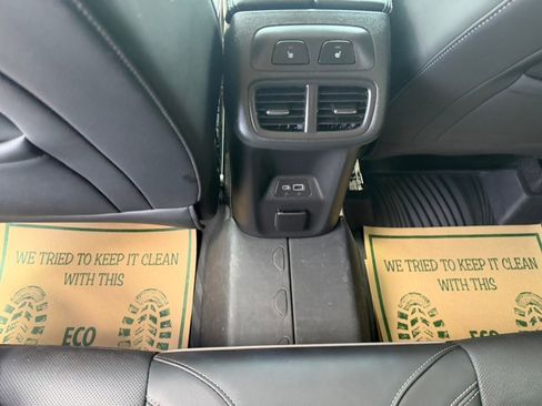 Used 2021 Buick Envision Avenir w/ Technology Package II image 24