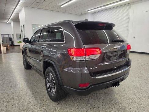 Used 2019 Jeep Grand Cherokee Limited w/ Trailer Tow Group IV AWD/4WD image 6