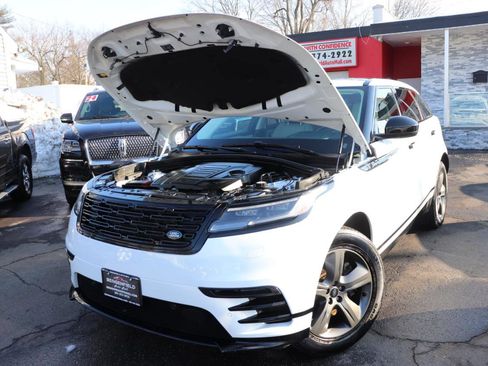 Used 2025 Land Rover Range Rover Velar Dynamic SE image 55