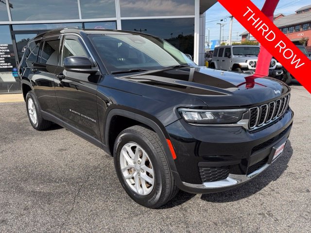 Used 2023 Jeep Grand Cherokee L Laredo w/ Luxury Tech Group I AWD/4WD image 4