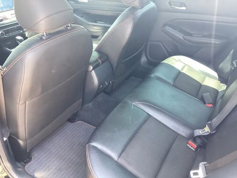 Used 2022 Nissan Altima 2.5 SR image 10