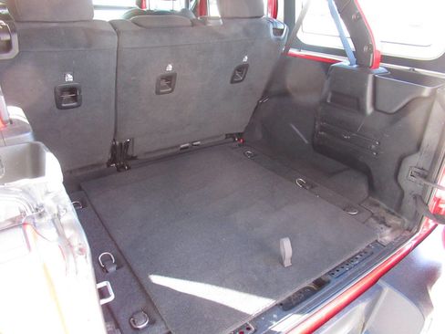 Used 2020 Jeep Wrangler Unlimited Sport S image 13