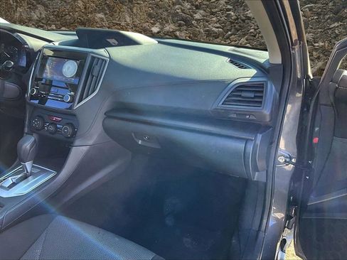 Used 2023 Subaru Impreza Premium image 9