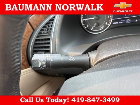 Used 2023 Nissan Armada SL w/ Captain's Chairs Package AWD/4WD image 21