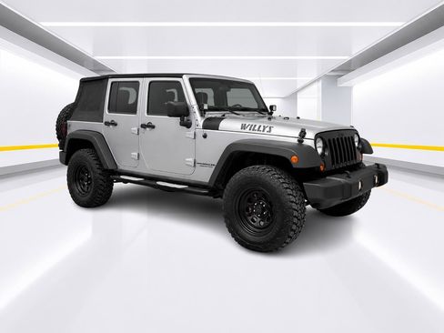 Used 2014 Jeep Wrangler Unlimited Sport AWD/4WD image 7