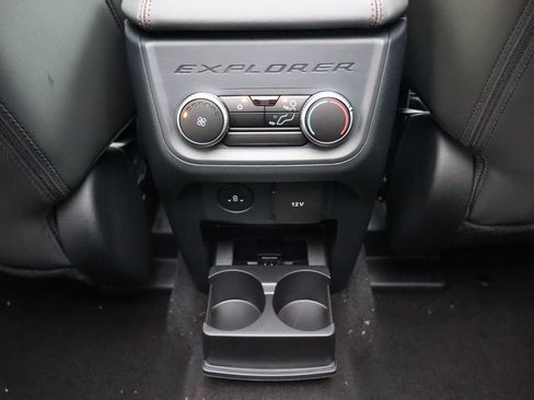 New 2026 Ford Explorer Active AWD/4WD image 33