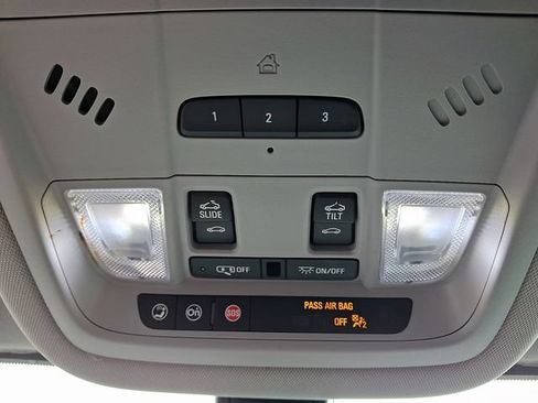 Used 2020 GMC Acadia SLE w/ Driver Convenience Package AWD/4WD image 24