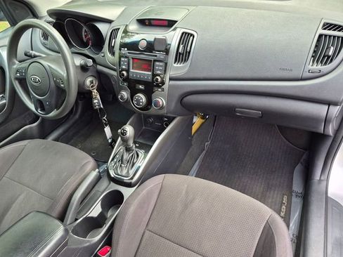 Used 2013 Kia Forte Koup EX FWD image 17