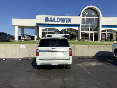 Used 2020 Ford Expedition Platinum AWD/4WD image 6