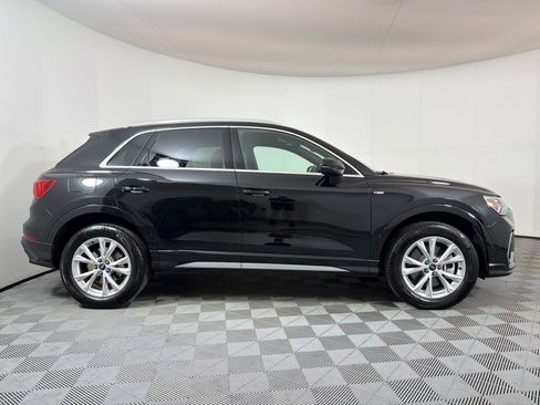 Used 2024 Audi Q3 2.0T Premium Plus w/ Premium Plus Package image 8
